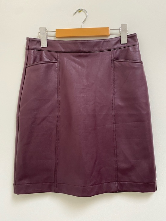 Reitmans Dresses & Skirts - Reitmans Faux Leather Pencil Skirt - Plum